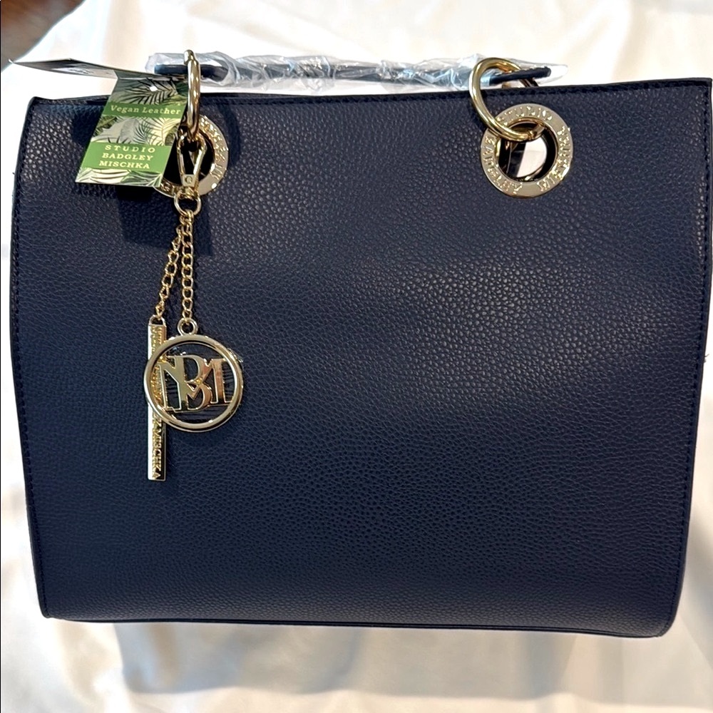 NWTS BADGLEY MISCHJA Vegsn Leather Elegant Navy Bag with dustcover